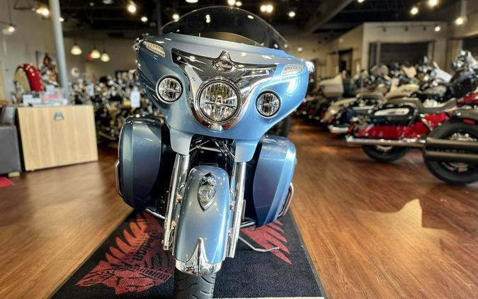 2016 Indian Motorcycle® Roadmaster® Blue Diamond