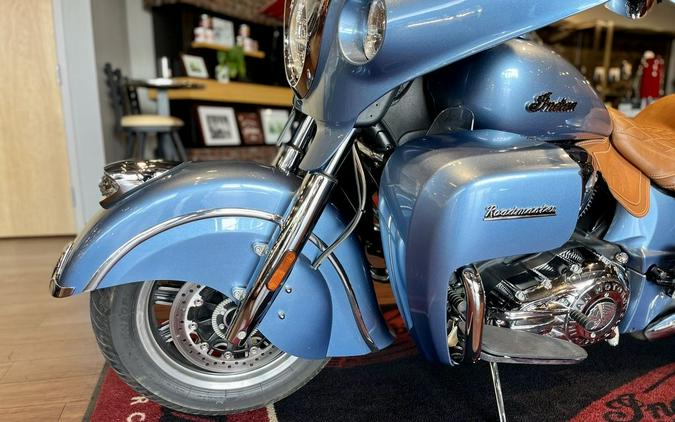 2016 Indian Motorcycle® Roadmaster® Blue Diamond