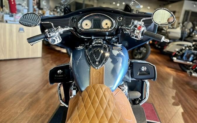 2016 Indian Motorcycle® Roadmaster® Blue Diamond