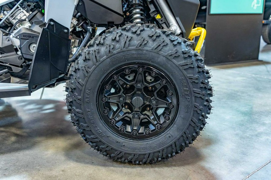 2024 Can-Am® Renegade X xc 1000R