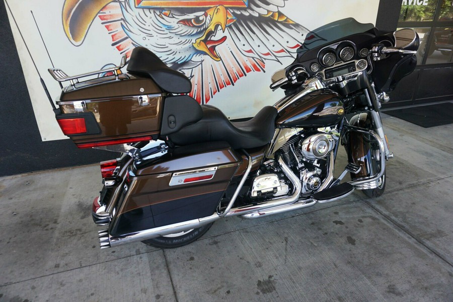 2013 Harley-Davidson Electra Glide® Ultra Limited Two-Tone Anniversary Vintage Bronze/An