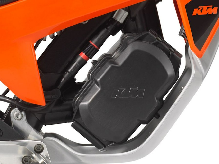 2025 KTM SX-E 2