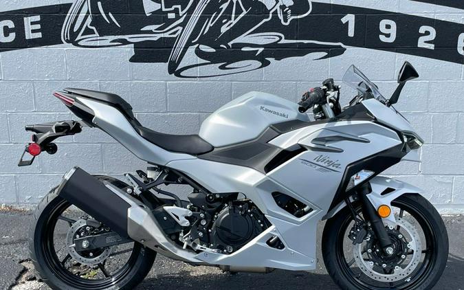 2024 Kawasaki NINJA 500 ABS EX500GRFNN