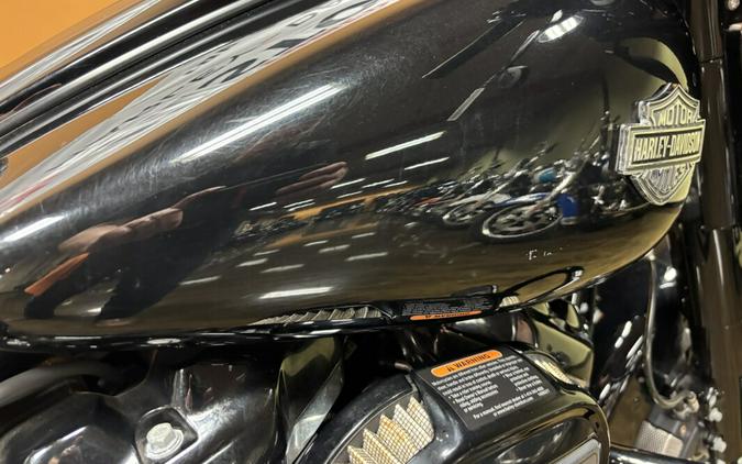 FLHXS 2021 Street Glide® Special