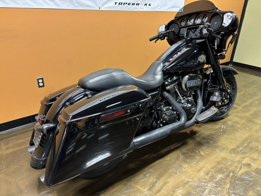 FLHXS 2021 Street Glide® Special