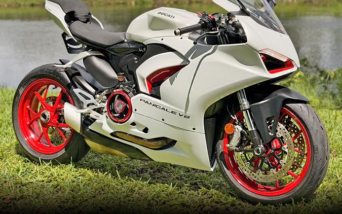 2021 Ducati Panigale V2