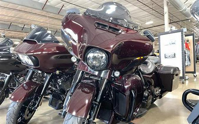 2019 Harley-Davidson CVO™ Street Glide®