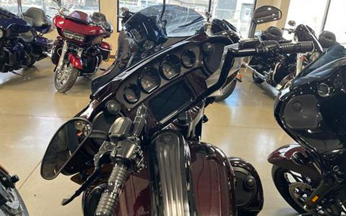 2019 Harley-Davidson CVO™ Street Glide®