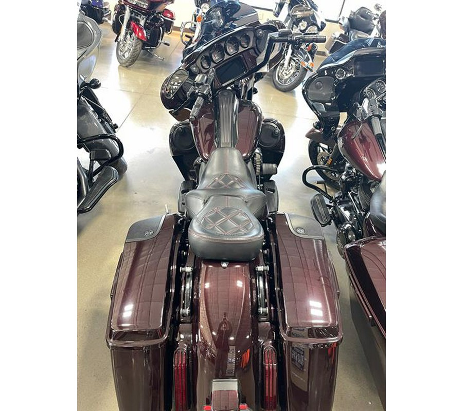 2019 Harley-Davidson CVO™ Street Glide®