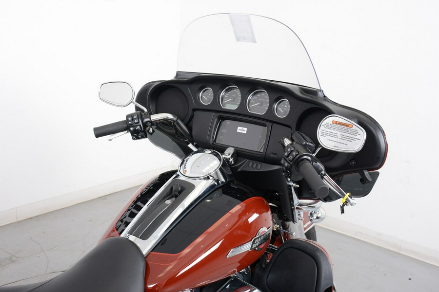 2024 Harley-Davidson FLHTCUTG Tri Glide Ultra
