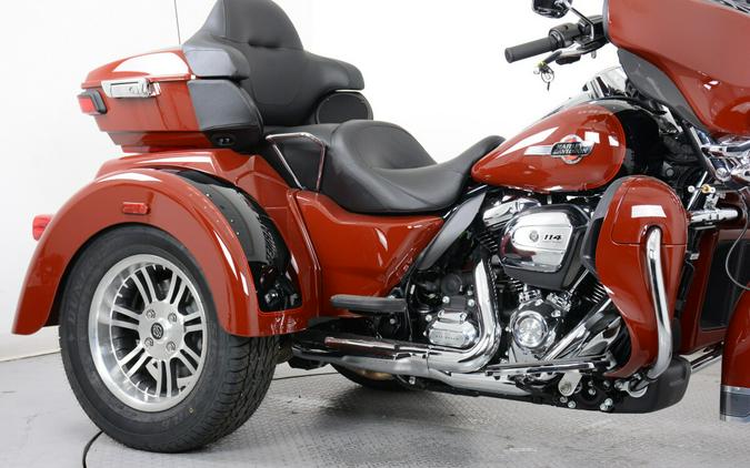 2024 Harley-Davidson FLHTCUTG Tri Glide Ultra