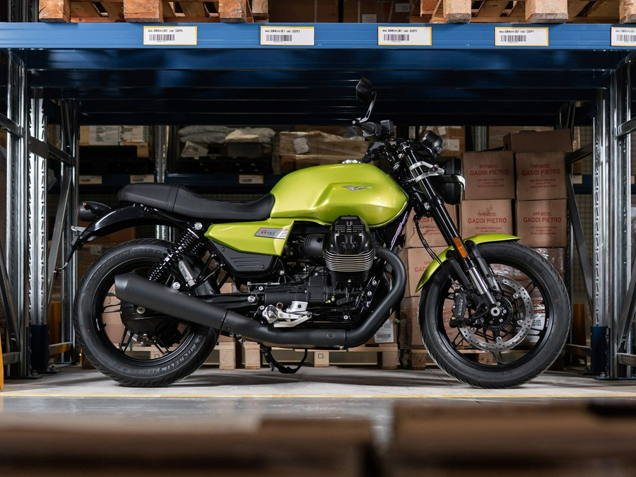 2026 Moto Guzzi V7 Sport