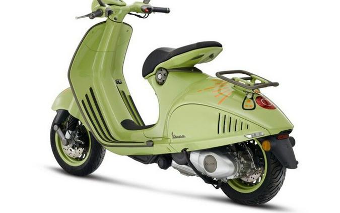 2023 Vespa 946 10 ANNIVERSARIO 150