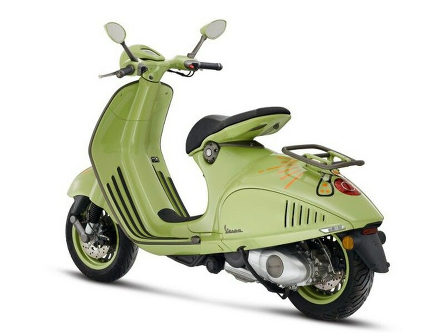 2023 Vespa 946 10 ANNIVERSARIO 150