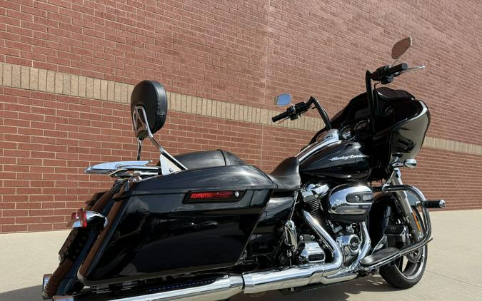 2019 Harley-Davidson® Road Glide® Vivid Black
