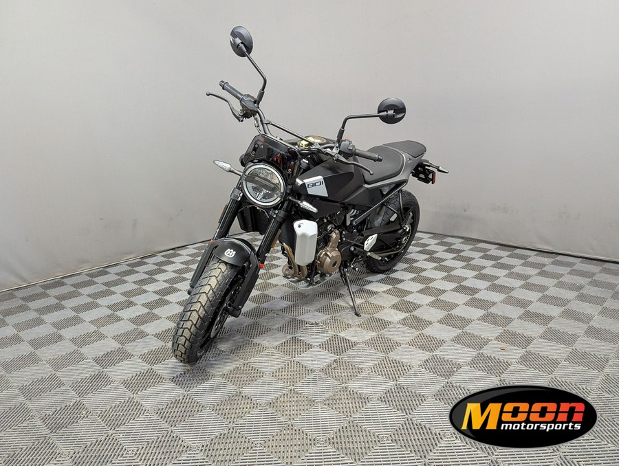 2025 HUSQVARNA SVARTPILEN 801