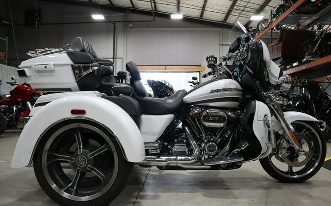 2020 Harley-Davidson CVO Tri Glide