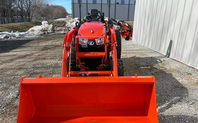 2023 Kubota LX2610HSD