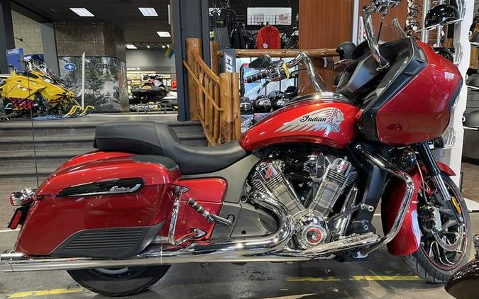 2020 Indian Motorcycle® Challenger Limited Ruby Metallic