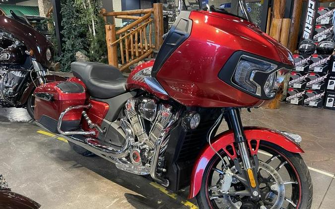 2020 Indian Motorcycle® Challenger Limited Ruby Metallic