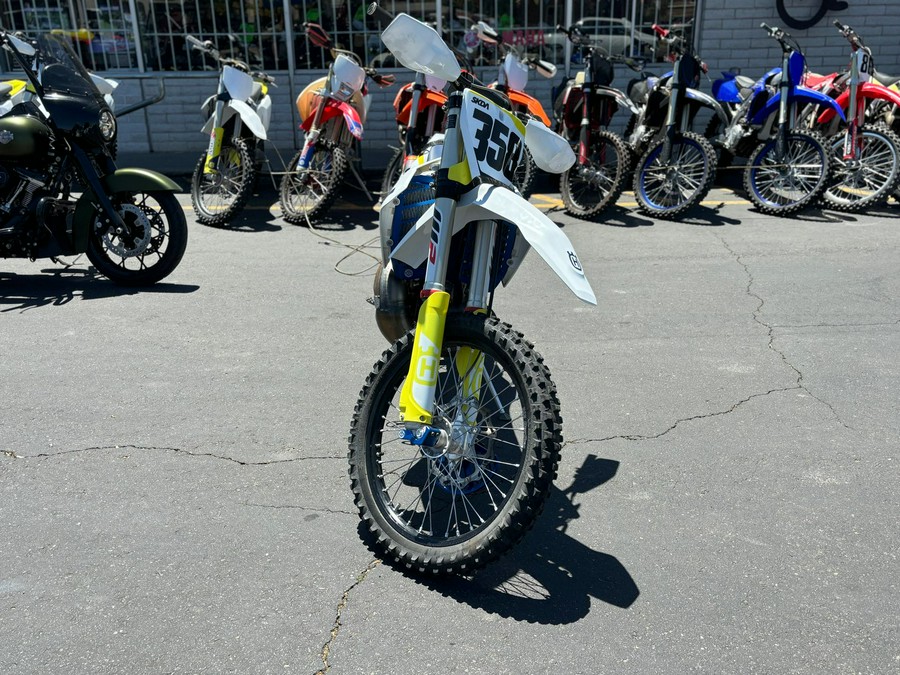 2020 Husqvarna TX 300 NEW TOP END