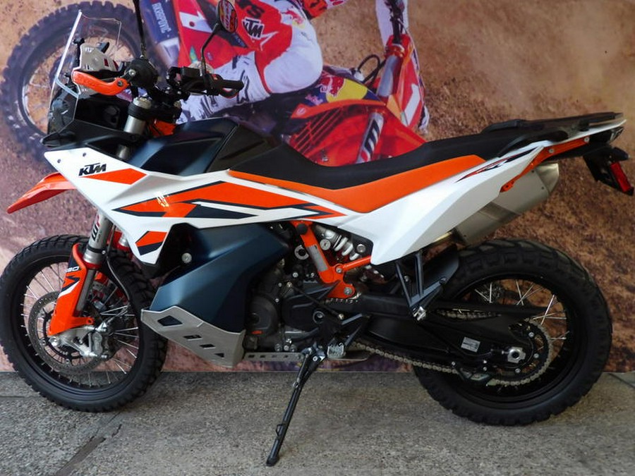2025 KTM 890 Adventure R