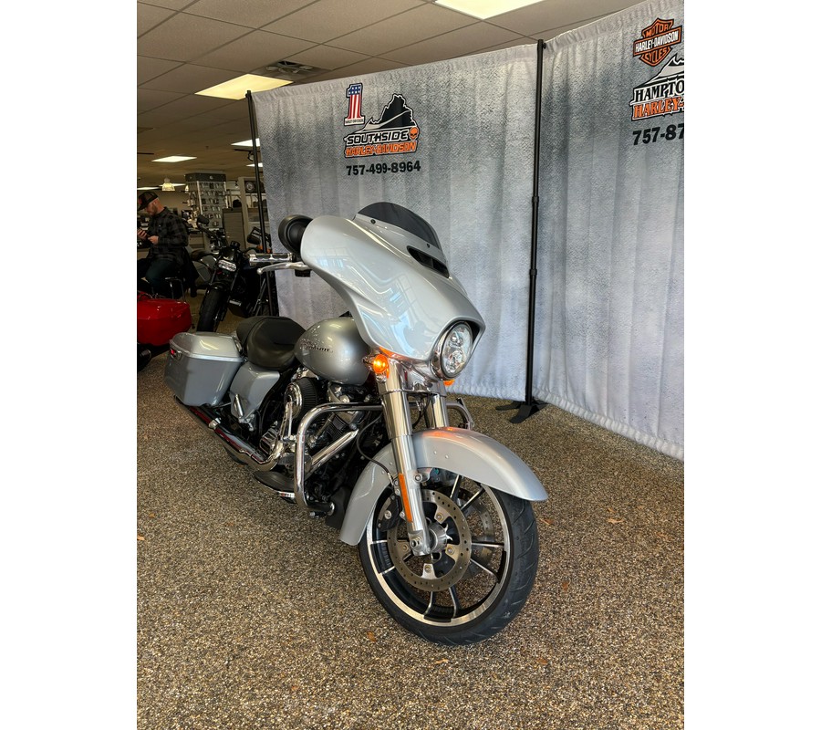 2020 Harley-Davidson Street Glide® Base