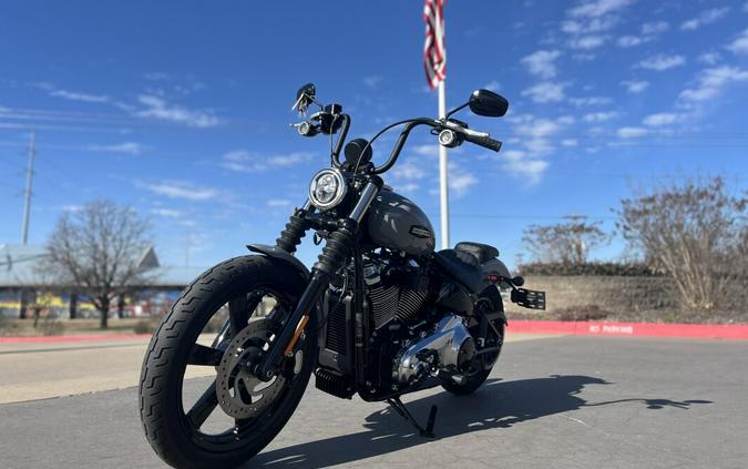 2026 Harley-Davidson® FXBB Street Bob® DRK BILIARD GRY