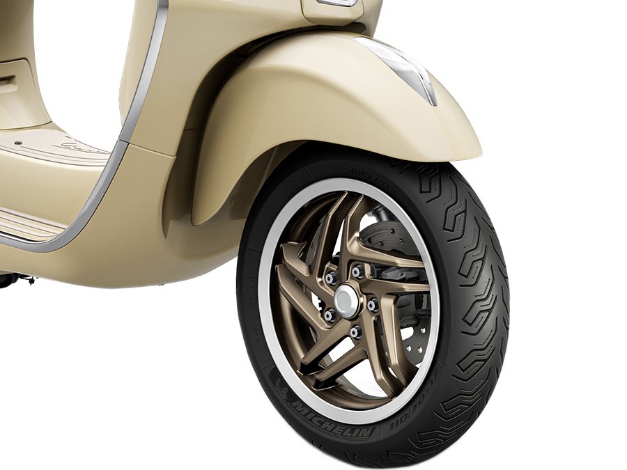 2027 Vespa Primavera 50 S