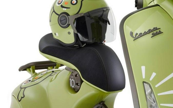 2023 Vespa 946 10 ANNIVERSARIO 150