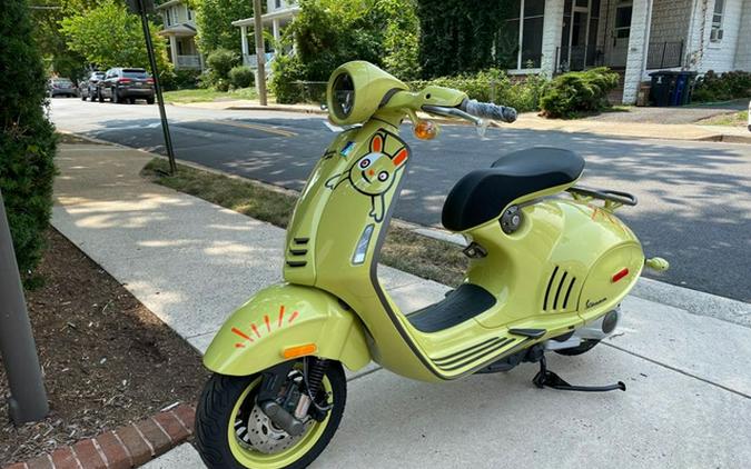 2023 Vespa 946 10 ANNIVERSARIO 150