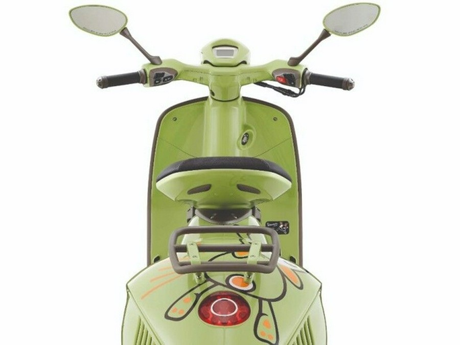 2023 Vespa 946 10 ANNIVERSARIO 150