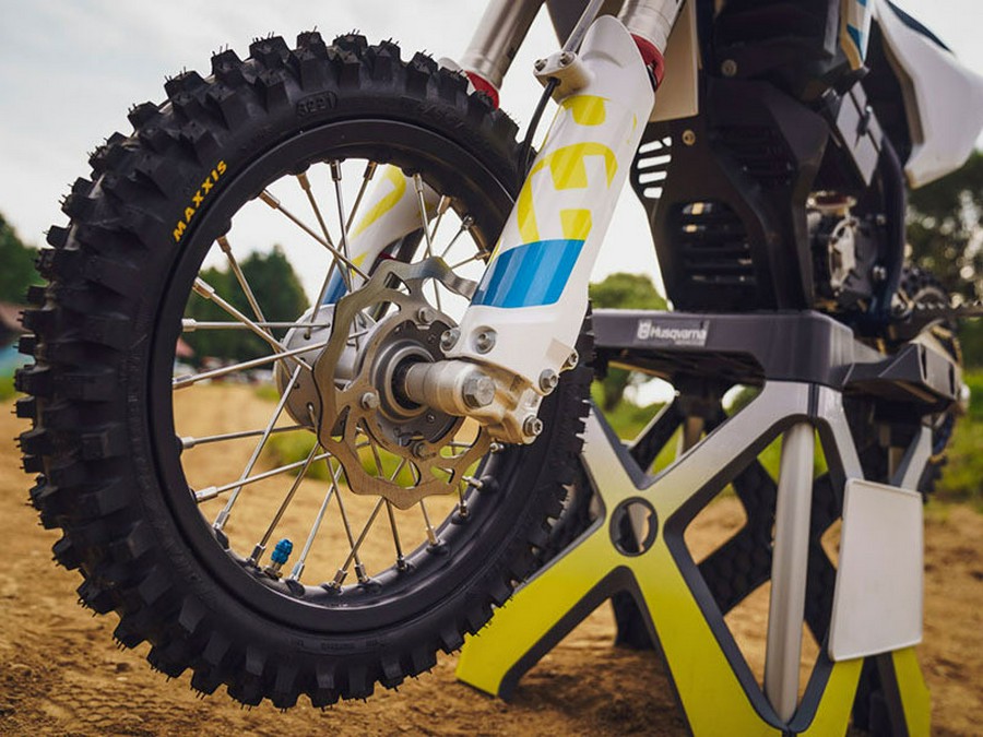 2024 Husqvarna Motorcycles EE 5