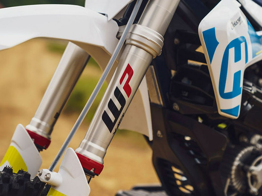 2024 Husqvarna Motorcycles EE 5