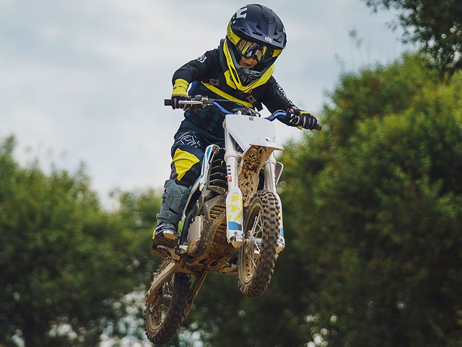 2024 Husqvarna Motorcycles EE 5