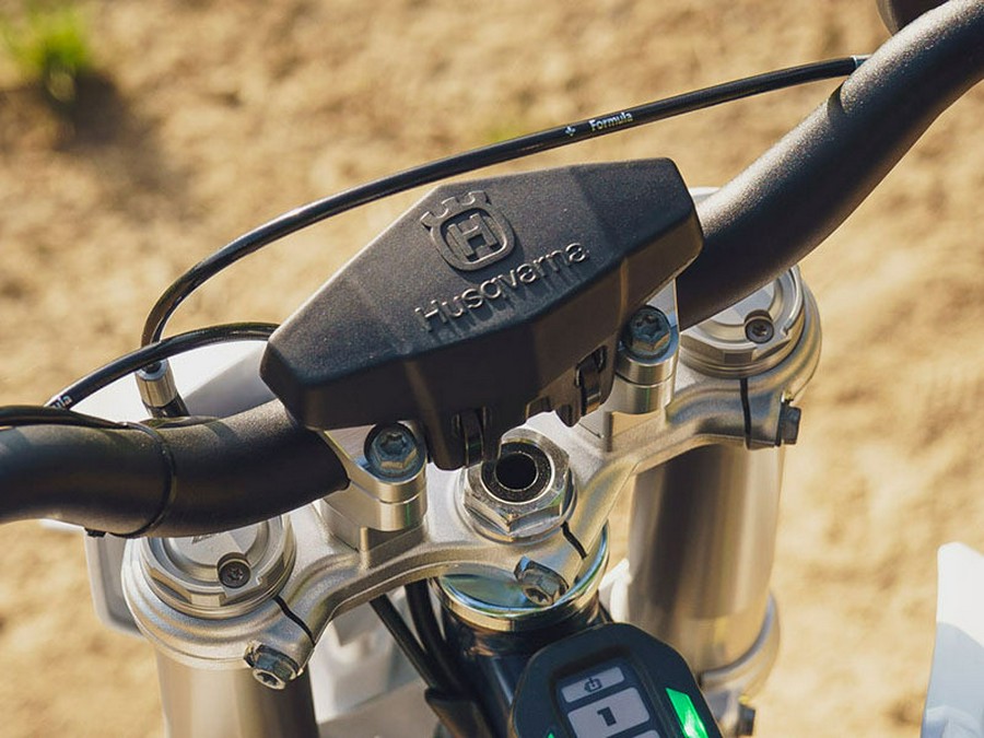 2024 Husqvarna Motorcycles EE 5