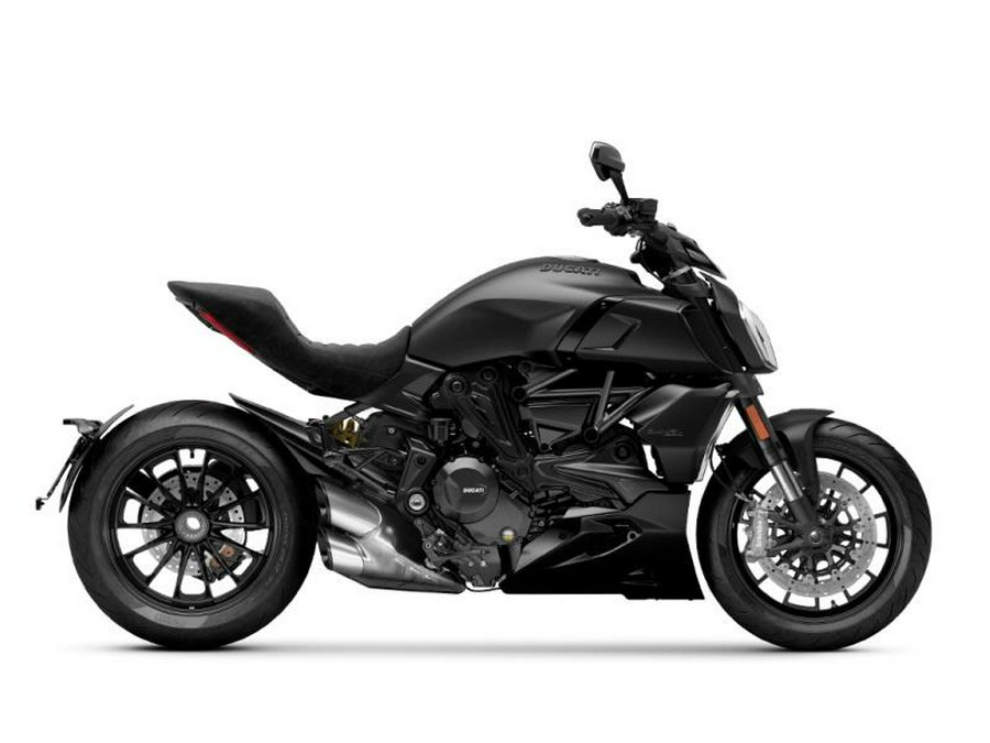 2023 Ducati Diavel 1260 Dark Stealth