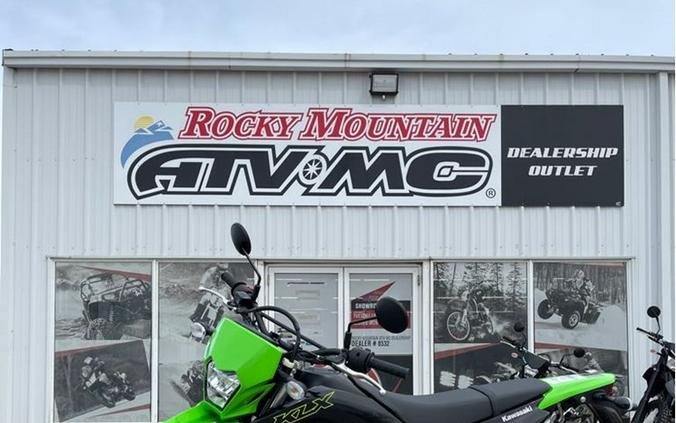 2023 Kawasaki KLX230SM Review [A Dozen Fast Facts]