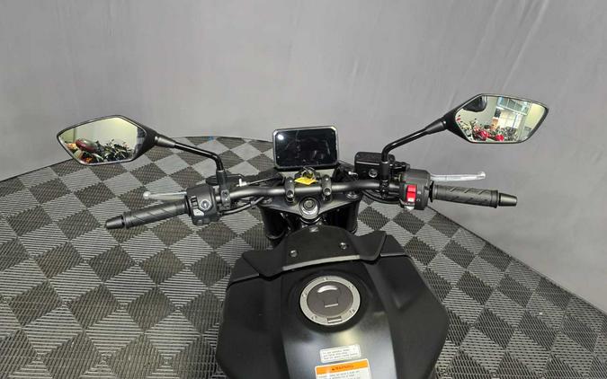 2025 HONDA CB750 HORNET