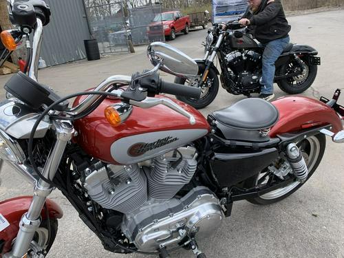 2019 Harley-Davidson® XL 883L - Sportster® SuperLow®