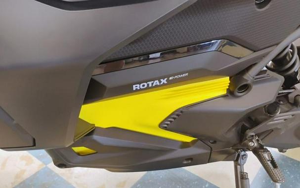 2025 Can-Am® Pulse Carbon Black