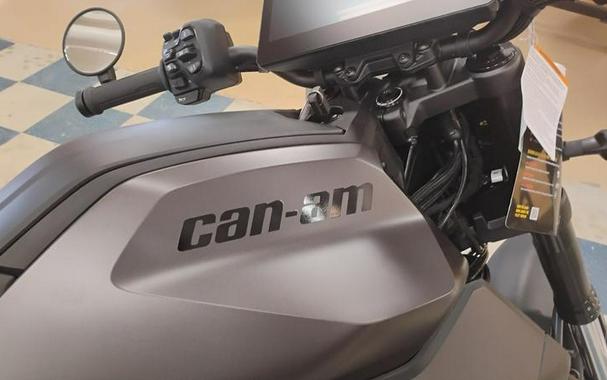 2025 Can-Am® Pulse Carbon Black