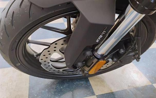 2025 Can-Am® Pulse Carbon Black