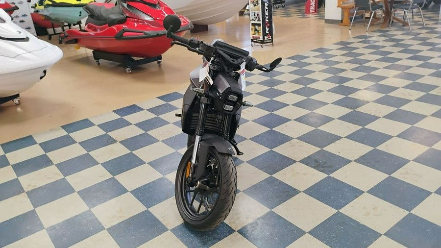 2025 Can-Am® Pulse Carbon Black