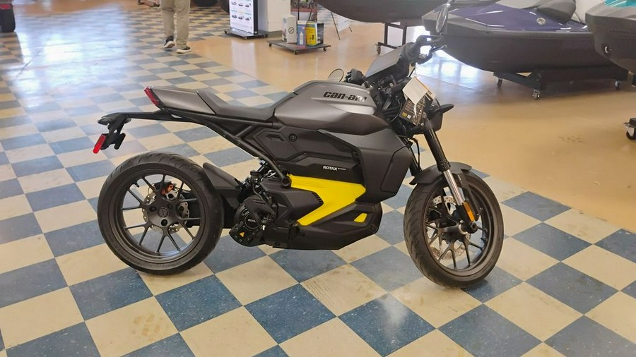 2025 Can-Am® Pulse Carbon Black