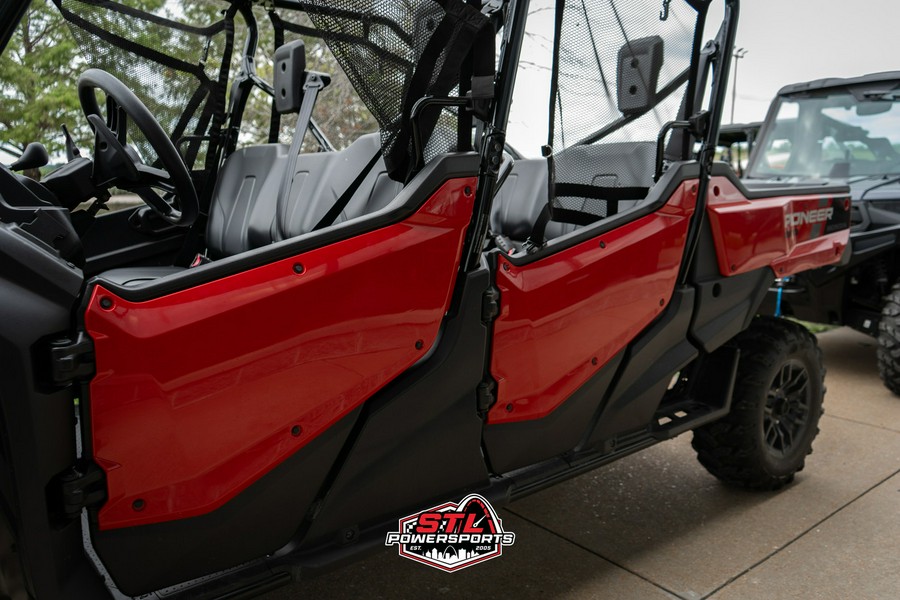 2025 Honda Pioneer 1000-6 Crew Deluxe