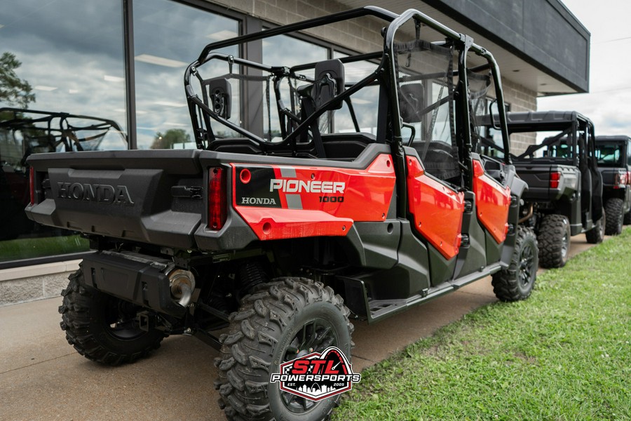 2025 Honda Pioneer 1000-6 Crew Deluxe