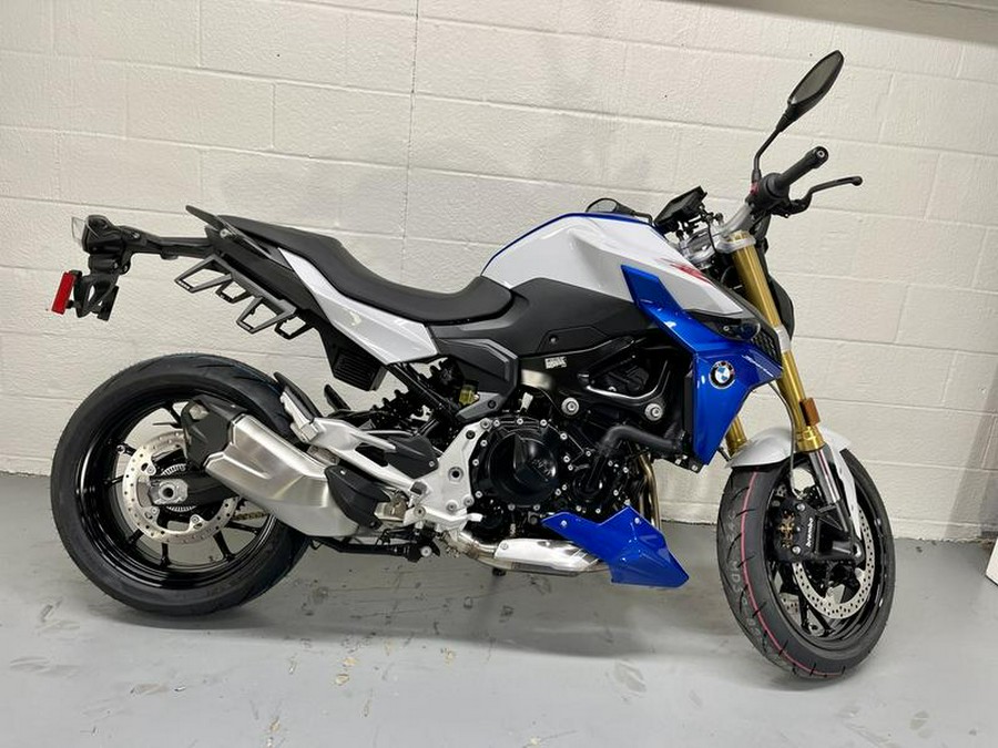 2023 BMW F 900 R Sport