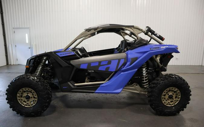 2024 Can-Am® Maverick X3 X rs Turbo RR with Smart-Shox Dazzling Blue & Carbon Black