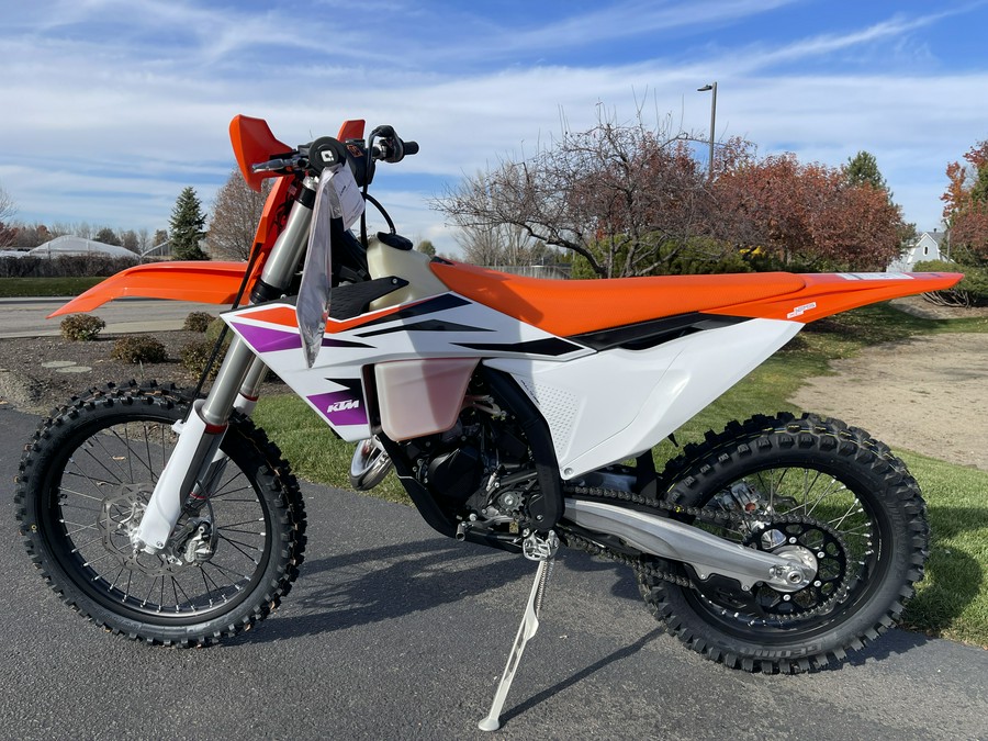 2024 KTM 125 XC